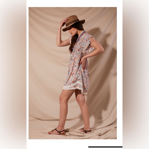 POUPETTE ST BARTH - VIBRANT FRINGE COLLAR DRESS. SIZE SMALL - Picture 3 of 5